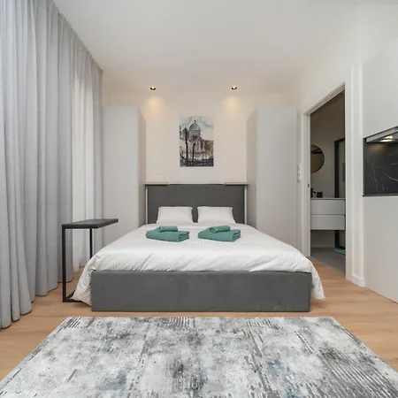 Luxury In The Heart Of Apartment Limassol